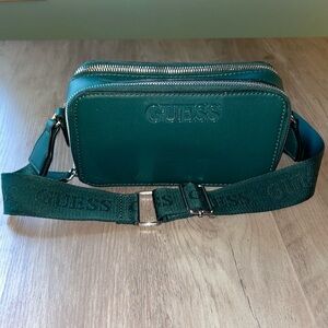 GUESS Dark green crossbody messenger bag with adjustable strap